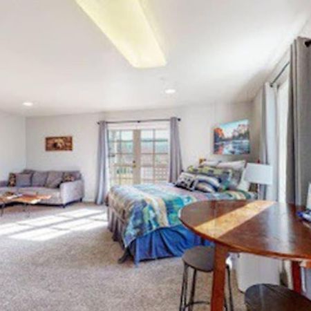 Couples Hideout In Heart Of Oakhurst Luaran gambar
